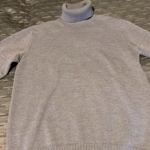 ALTEA - new turtleneck 100% virgin wool European Medium - US small